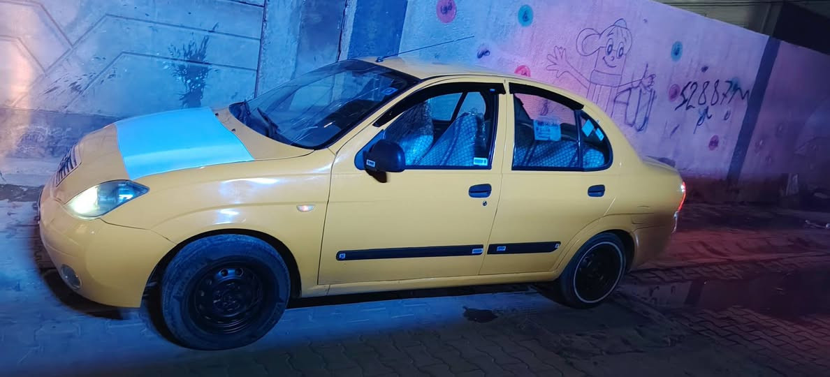 السلام عليكم سياره طيبه 2016مكفوله بس هلالات معمره مكينه كير حداديه تبريد كله جديد لسعر 37  حي اور رقم الهاتف ***********
