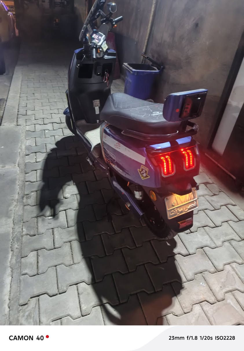 للبيع أو مراوس
دراجه شحن SR

باتري 6

 تشغيل بصمه

 سويج

تشغيل عن بعد 

جهاز انذار 

رجوع الى الخلف

اشاره يمنا أو يسرا

كير ٤ سرعات 

شاشه ايباد قارى عطلات

زنون عالي ناصي 

ستاند تعليك و صفح

مساحه تخزين صندوق كبير 

جوزه فصل الكهرباء

ومواصفات هواي متخلص 

قليل من اخذتها 

دراجه خير من الله 

 مكاني بغداد  

***********متواجد وتساب 24ساعه
