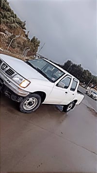 نيسان بيكاب • ٢٠٠١ • سليمانية