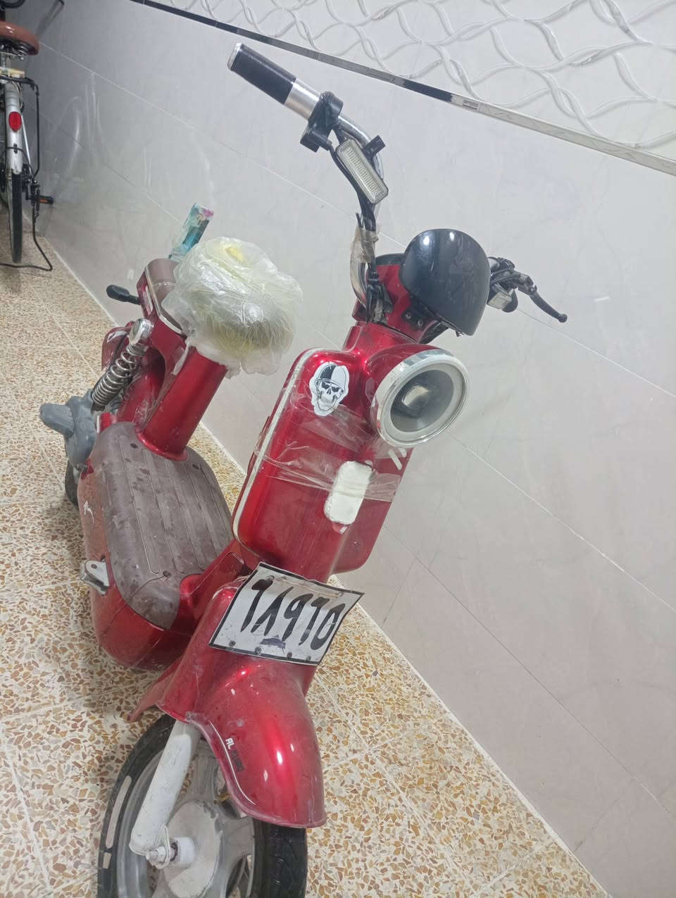 السلام عليكم هذا الماطور على شحن الي يريده يراسلني خاص أو يخابرني***********
العنوان موصل حي سومر(السعر ٧٥) وبي مجال
