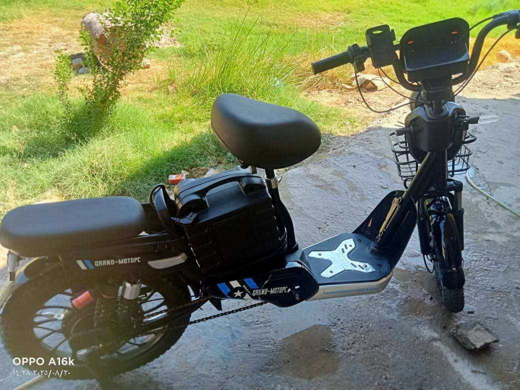 دراجة كهربائية للبيع الرقم***********
نقص بطارية سعر450000 الف وبيهة مجال الهندية, كربلاء
