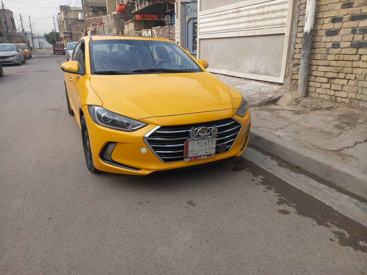 السلام عليكم
النترا 2017
مكينه وكير مكفولات جدد دوش
حداديه صدر جدد 
تبريد ثلج 
تخم تاير جديد 
صبغه جديده 
رقم واسط تحويل مباشر 
مصفره هيئه غرامات 
السعر 115وبيها مجال 
رقمي ***********
بغداد الشعب
