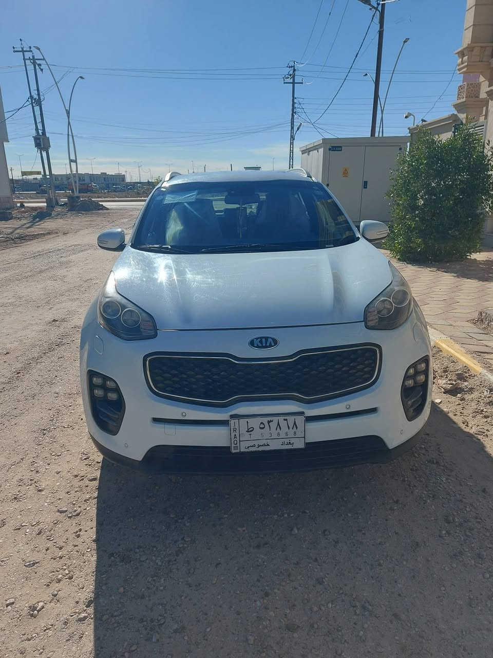 السلام عليكم من رخصة الادمن المحترم
سبورتج خليجي موديل ٢٠١٨ للبيع 
مواصفات 
بصمه ترحيب بصمة تشغيل حساسات خلفيه أماميه مري شفط اشاير بالمري زراك لايت تحكم ستيرن جهتين شاشه تبريد بيانو الارضيه مغلفه السيارة نضيفه جدا بيها رصعه بالباب الخلفي ورا الصدر موضحه بالصوره مكان السياره رمادي ماشيه ١٠٢ الف 
السعر ١٨٧ وبيها مجال قليل 
للإستفسار الاتصال 
*********** 
***********
