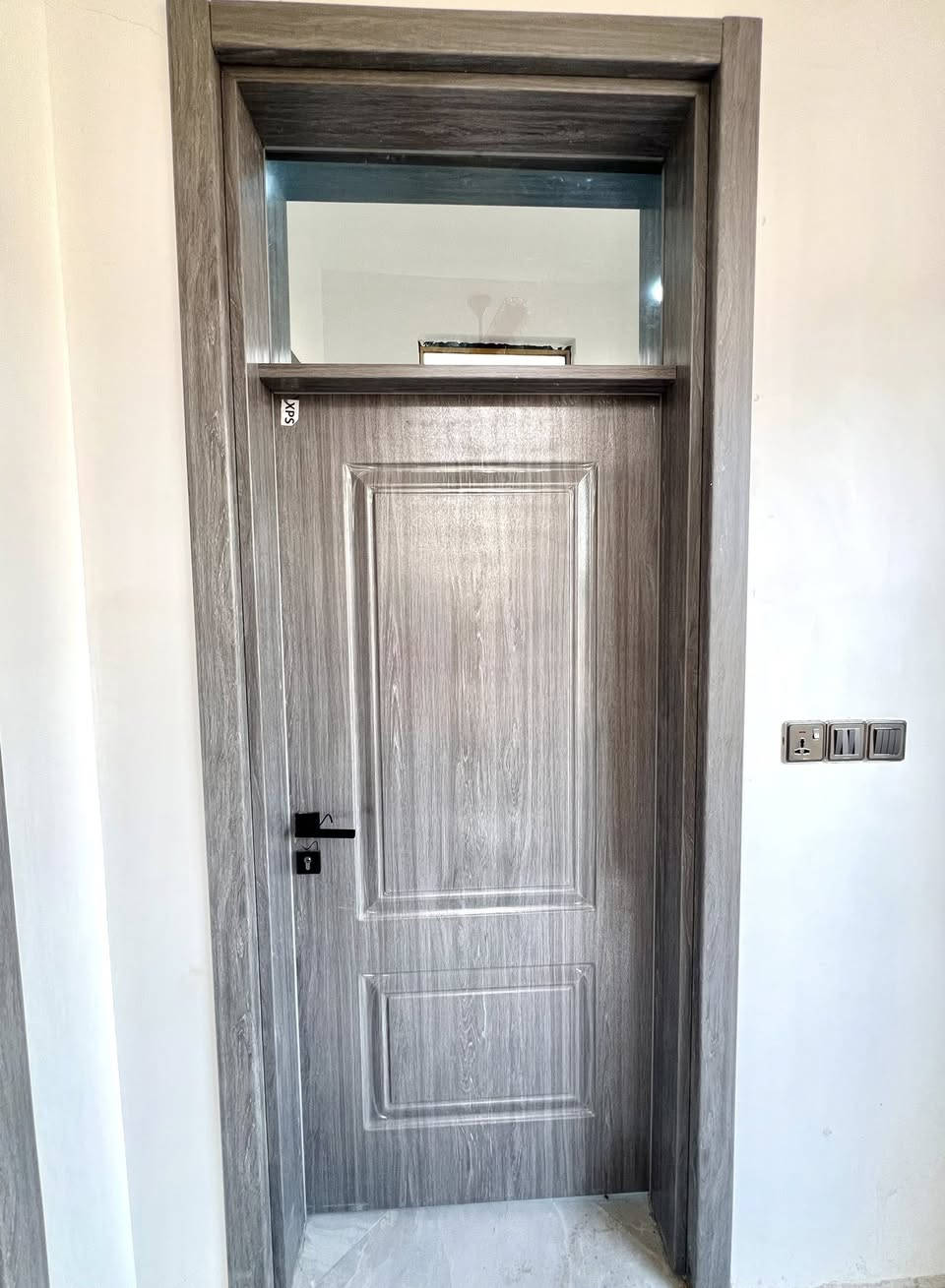 تم بحمد الله تنفيذ أبواب عراقية بمواصفات ممتازة للسيد علاء
📍 الموقع: ناحية كوثى – جبلة

شغل متين وجودة عالية يرضي الذوق 👌
🔹 عزل صوت قوي
🔹 مقاومة للماء والرطوبة
🔹 قوية وتتحمّل الصدمات

📏 ارتفاع الأبواب: 260 سم
💰 السعر: 230 ألف

نسعى دائماً لتقديم أفضل جودة ترضي زبائنّا 💙

📞 للاستفسار وتنفيذ الأعمال:
***********
***********
