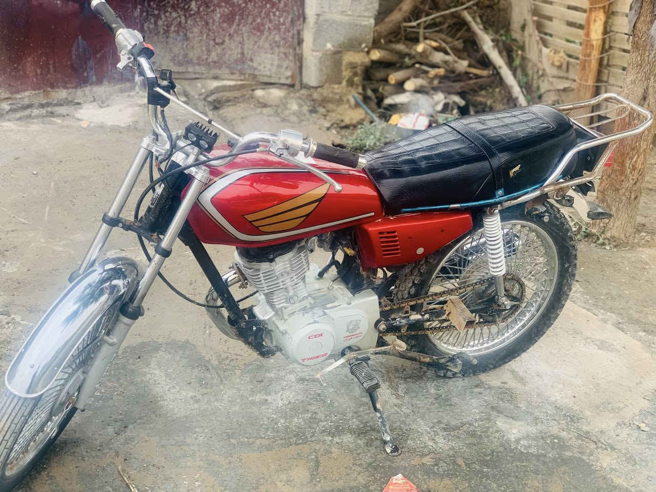 سلام عليكم دراجه للبيع اربعه كير نوع سونك مديل 2020اوراق بغداد سعر 450 وبيه مجال استفسار ***********
