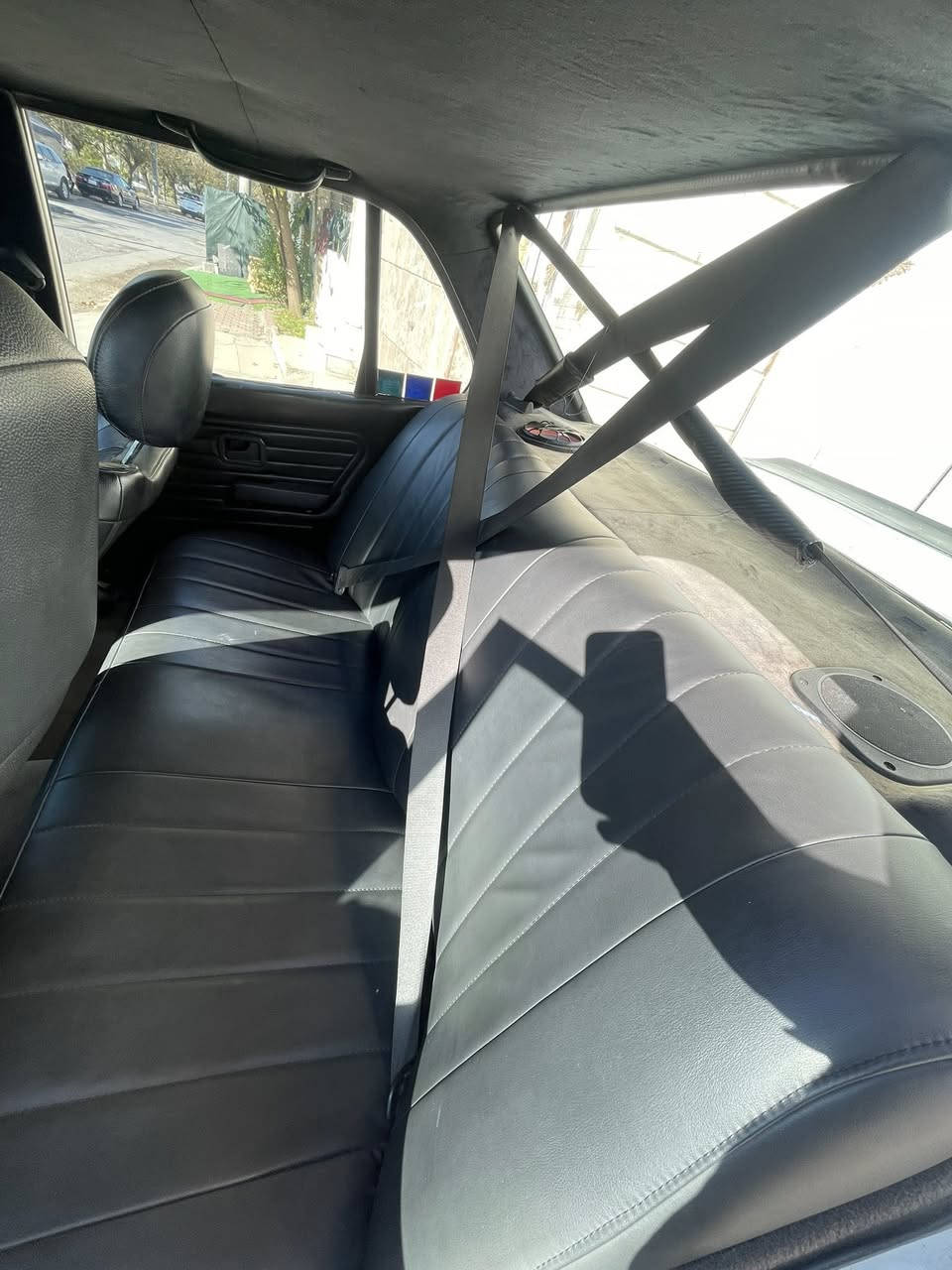 ماشاءالله

مەکینەی ٢.٨ 
گێڕی zf
شوتەی سپۆڕت یەدەرسی لەسەرە ئەکسلی ٣.٢٣ 
کوشن جلدو کارەبا سقفی شامۆ  امپی ڤایەر  بۆ بەسراوە سەنەوی تازەیە تا ٢٠٣٠ 
سالۆنسای کامل بۆری بەشی دواوەی سپۆڕت 
 سلایت ئەقلی ٤١٣دەسکاری باکفەیارو ئاگری بۆ دانراوە 
تاقم پیشی تازە گۆڕاوە لەگەڵ دەبلەکانی بیشەوەی
ویلو تایەی سپۆڕت 
*********** سعری ٥٧گلاو معامەلە
