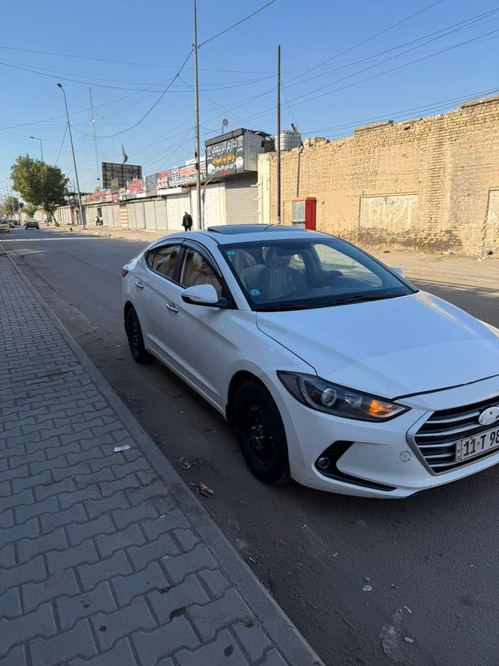 النترا  2017 خليجي  فول 1/1 عده البصمه 
109الف 
فتحه سلايت فول تحكم استيرن
مري شفط وترحيب 
شاشه جبيره
حساس كامرة
 محرك 2000 دوش 
بيهة 3مكانات بارد وطخه بدنه خلفيه
مكان السياره بغداد اعضميه
للاتصال***********
سعر138
