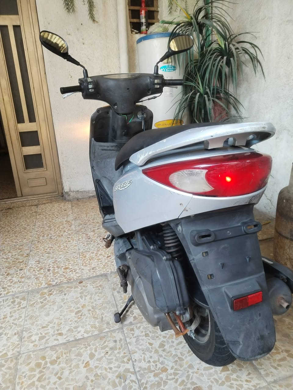 سلام عليكم دراجه بريز رمبه كافله عامه مكان بغداد سبع اقصور سعر خاص عله واتساب رقمي ***********
