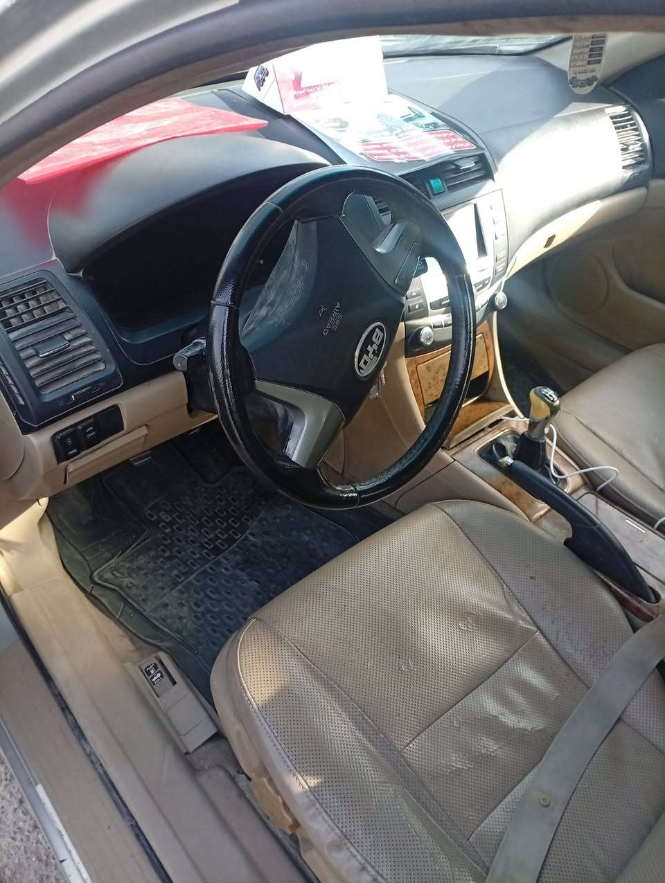 سلام عليكم بيوايدي 12بسمي كيرمحرك صدرتمام تدفئه تبريدنقص بس بوربرن كمبريسر سياره بلاديرادله صبغ بيه ظربه خفيفه جاملغ لخلفي مكاني بغداد ***********سعر48
