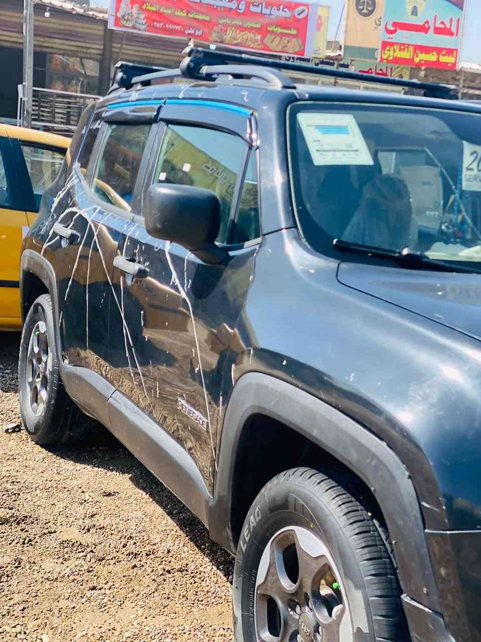 جيب رنكد موديل ٢٠١٨ رقم بابل انكليزي بسمسي مكينه ٤ سلندر ٢٥٠٠ شاشه بلاد كامره حساسات تحكم استيرن حداديه تخم تايرات تبريد كله جديد دواخل جديد على وضع الشركه وبعد بيه مواصفات بصمه تشغيل عن بعد السعر 118 وبيه مجال
صور الحادث بالمنشور 
 ***********
