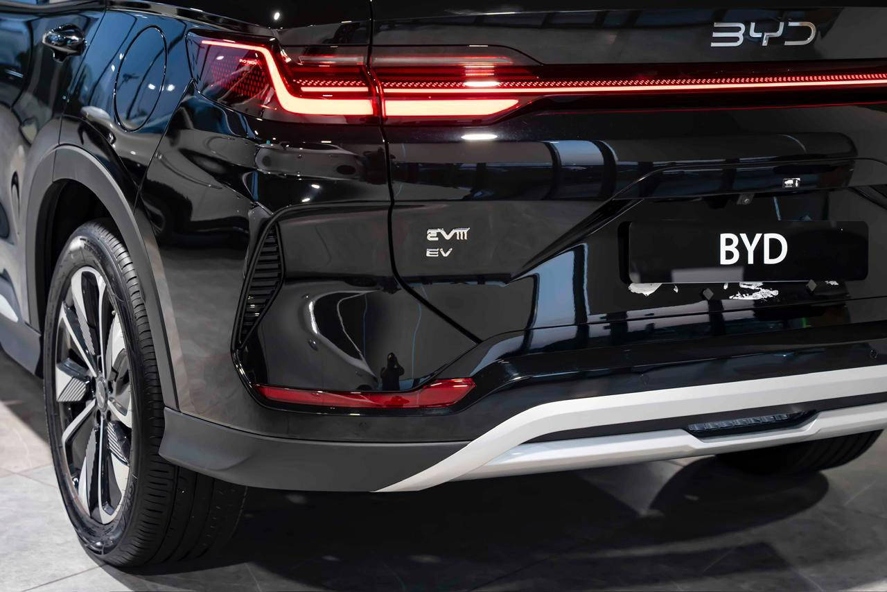 ‏BYD Song Plus EV – وەک بارودۆخێکی نوێ! 
✔ تەنها 15,000 KM 
✔ گەرەنتی پاتری ٨ ساڵە 
✔ 3 ساڵ خزمەتگوزاری بێ بەرامبەر 
✔ بەهێز و فراوان و تایبەتمەندی بارگاوی 
بۆچی نوێ بکڕیت لەکاتێکدا دەتوانیت پاشەکەوتی گەورە بکەیت لەسەر ئەم EV ؟
ئیڤی مۆڵ ئاسودەیی بۆ ئۆتۆمبێلی کارەبایی  ایفى مول يخليك ترتاح مع سيارات كهربائية
 

‏Erbil - White Tower 📍

🌱- ئیڤی مۆڵ بۆ ژینگەیەكی سەوزتر
🌱- ⁠اي في مول للبيئة أخضر

‎قسم مبيعات /بەشی فرۆشتن:
***********- ***********- ***********

‎بەشی چاککردنەوە/صيانة:***********

‎بەشی خزمەتگوزاری کریاران / خدمة الزبائن:*********** #evmall #evmallerbill #erbil #iraq #electric #byd #songplus
@highlight
