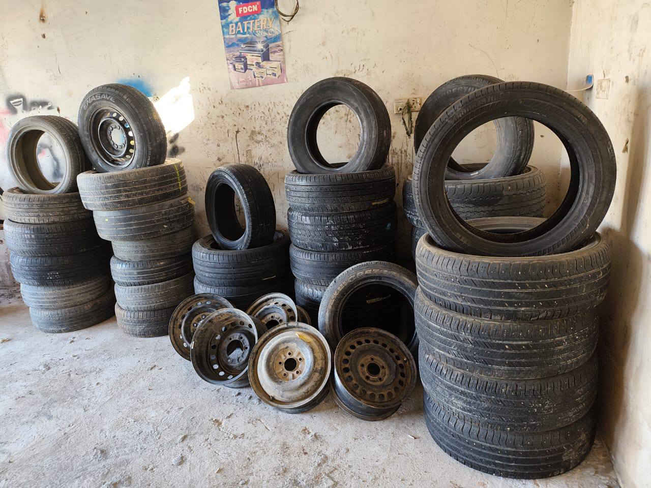 السلام عليكم  للبيع اجهزه نتين واحد بلنص وناني خالعه خلع وكبس لخالعه قياس 22 + تيرات باله ياباني ابمختلف القياسات + اوياله كله ياباني اب مختلف القياسات العنوان بابل محاويل مقابيل كراج المحاويل السعر الكلي (مليون 250 )وبيهن مجال الشراي يتصل ***********
