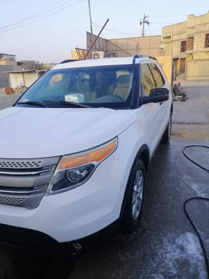 فورد اكسبلور ٢٠١٣ رقم بصره حادث خلفي جنطة فقط تحتاج بعض التعديلات السعر 125$بيها مجال للاستفسار *********** واتس
