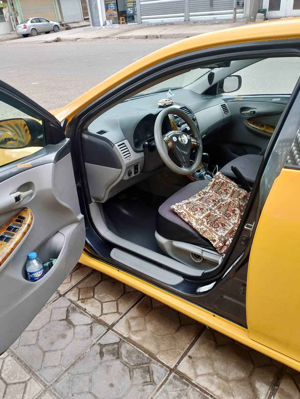 سلام عليكم كورلا 2009 سياره جديدة وحلوه جاملغات اماميه خارج العراق سرقه وآني شاد ابلاديات قبق جنطه فقط امنبدل مكان السيارة كركوك عمل الشعبي السعر 105 بي مجال بسيط ***********
