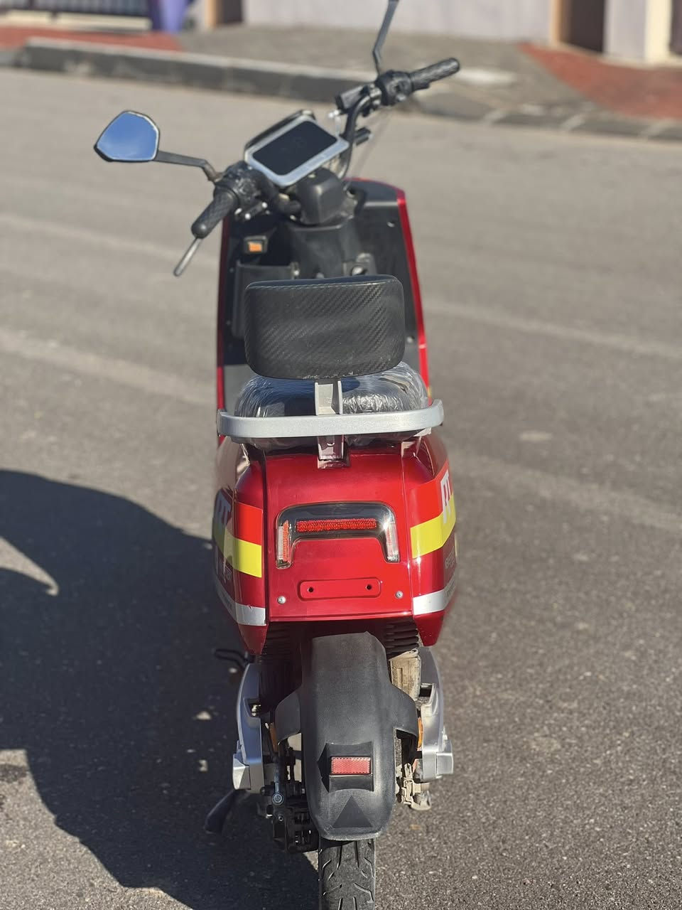 السلام عليكم دراجه شحن نوع FR72 RT موديل 2025 فول مواصفات بريكات ABS اشارات LED العالي مداه جدا مرتب بطاريات جدد تمشي اكثر من 50 كيلو بشحنه وحده ورزانتها بالشارع كلش محترمه والدراجه جدا عمليه 

السعر / 650 وبيها مجال بسيط للشراي

عنواني كركوك قرب جامعه كركوك 

للاستفسار واتساب او الاتصال/***********
