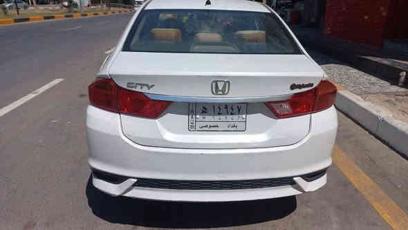 سياره هوندا ياباني بلادي مكينه وكير 
خير من الله موديل ٢٠٢٠ بغداد الشعب 
تحويل ثاني يوم رقم الهاتف ***********
رقم الثاني ***********  السعر ٧٥ وبيه مجال
