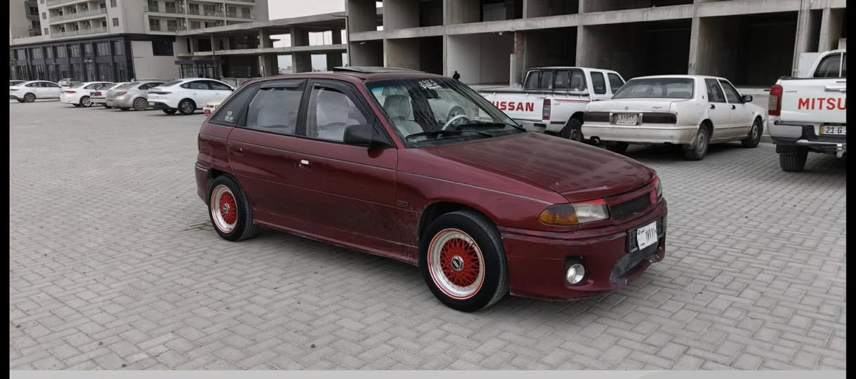 سلاوي خواتان بيبيت
سلاوي خواتان بيبيت
ئه م كوله سوره بؤفروشتن 🖤
ئؤيل ئه سترا مؤديئل 1992
سه ياره كه مالي دؤسته
هه موكَياني به شه رت
كَيئرو مه كينه ي به شه رت مه كينه 16 قايش پان پا وه ر
لايتو فلجه وبه كَ ليت كَلؤپي به كَ هه مو كَياني به شه رت
جوارتا يه و ويلي bbs له زيرايه سه ياره كه فول سيؤرته
بانزين هه رنا خوات
سه ياره كه پيشو دواي كه پسه ده عمي نيه
ته قه وره قه ي تيانيه قوفل مه ركه زيه
ئارمي پلاستيكي سليئماني خه رامه ي تيانيه
كَه رمي ئيش ئه كات
ته نانه ت كَلؤپي سه رره قه مه كاني ئيش ئه كات
ناونيشان سليئماني هه واري شار
*********** 
ئه دمين گيان
