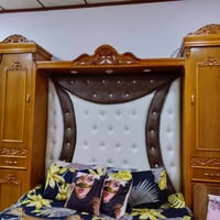 غرفه خشب صاج ملحق شغل نظيف مستعمله شيء قليل السعر  ب 900 وبيها مجال اس...