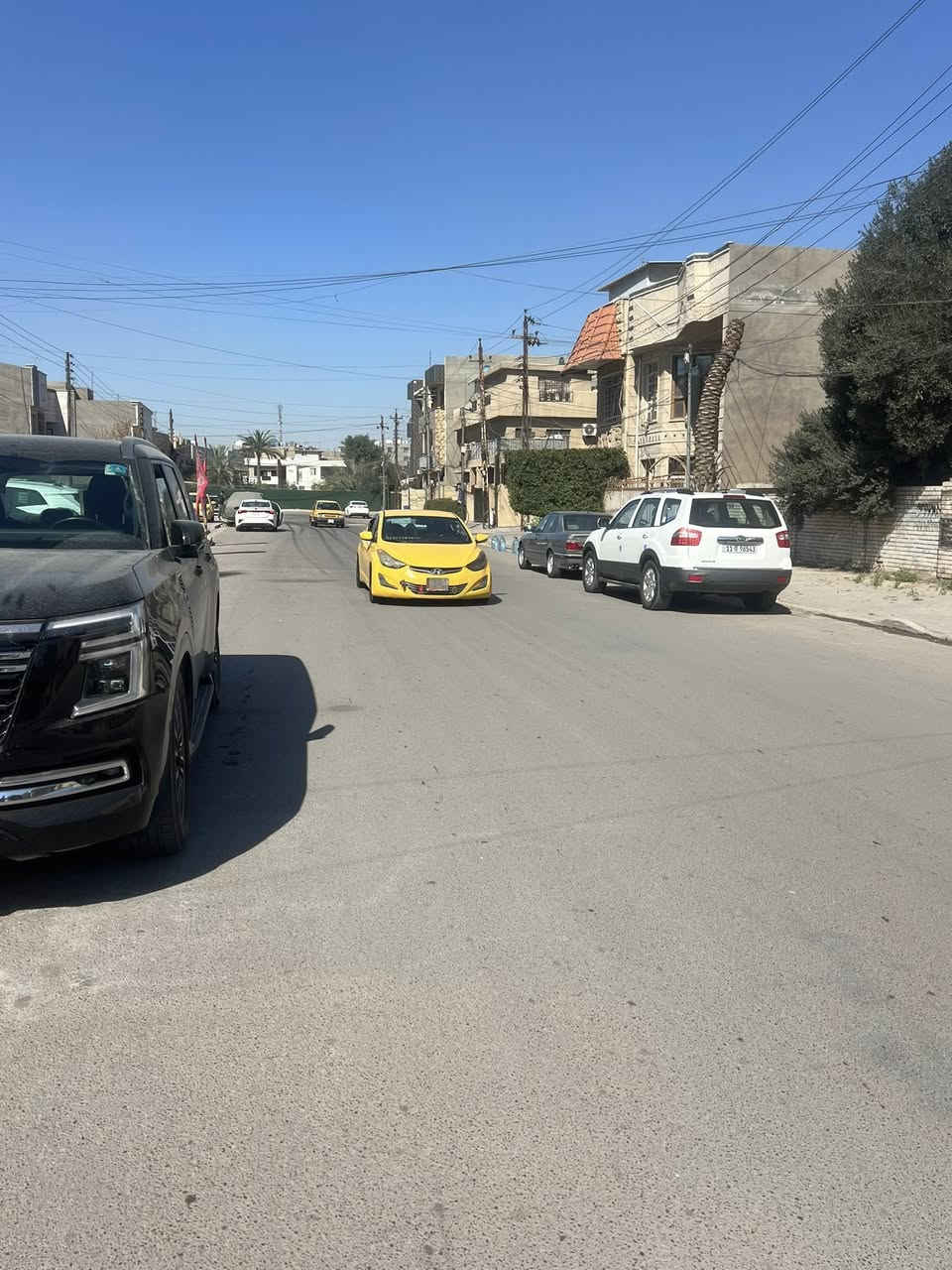 بسم الله الرحمن الرحيم

مكتب مهند الغريري للوساطه العقاريه 

للبيع بغداد السيديه مربع الضباط دار ١٩٦ متر واقع 

حال ٢٠٠ سند مستقل العقار

واجهيه ٧:٩٠ نزال ٢٥ 

شارع ٢٠ متر رصيف ٧ متر 

بيت فول درجه اولى بناء زيرو ٢٠٢٥ 

يحتوي ٥ غرف نوم وخدمات صحيه ٥ 

صاله مطبخ هول داخلي

 

واجهيه مرمر ارضيات مرمر بيبان قاصه 

شغل درجه اولى 

سند مستقل الدار 🏠 يقع على شارع الكويتي

السعر المطلوب مليار و٢٥٠ مليون دينار عراقي 

لمعرفه تفاصيل اخره على عقار او معاينه 

زياره المكتب السيديه شارع العلوه مقابيل مدرسه 

حلم الغد الاهليه وقرب مطعم سماش

***********
