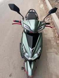 🛵دراجه شحن سكنس 2024 🧵ملف 1500 🟰3 سرعات بمعدل 85 الحقيقي 70 كيلومتر 🔋6...