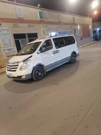 ٢٠١٨ للبيع محوره مسكر ٢٠١٢ قبق اسود سعر ٢١٥ وبيه مجال سياره جاهزه شغل ...