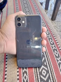 آيفون ١١ • ١٢٨ • بطارية ٨١