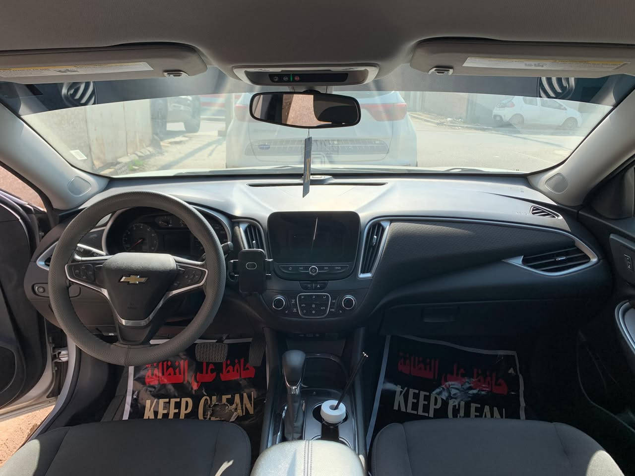 سلام عليكم 
ماليبو 2022
مواصفات 
شاشه كار بلي بصمه 
تشغيل عن بعد تبريد قطعتين
سياره كامله مكمله نضيفه مال جناي 
حادث سياره جاملغ وربع بنيد كما موضح بل 
صور ول ايرباك ستيرن طاك فقط ومرجع سستم وكاله 
ماشيه 41 الف كيلو السعر 149 وبيها مجال سياره حيل نضيفه تجي وتشوف  للتواصل ***********
