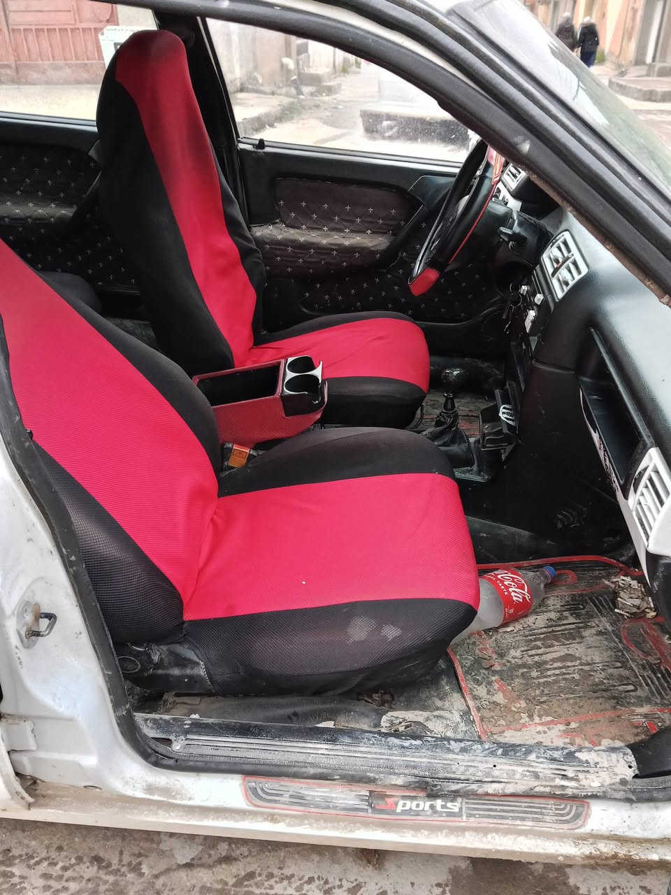 السلام عليكم  فكترة للبيع موديل ٩٣ شرط الوكالا والتحويل العنوان الهرمات الخامسة  السعر ٣٧
 وبي مجال والتصال على هاذة ‏‪0751 850 3575‬‏
