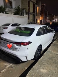 سياره للبيع كورله مديل 2025 جديده ماشيه٨٠٠٠ بيه ملاحضات بل دعاميه وشخط...