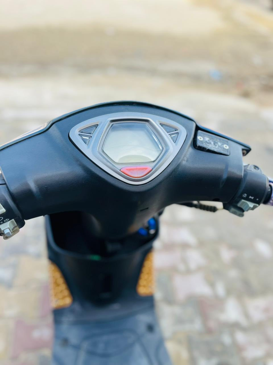 السلام عليكم دراجه ماكس نضيفه لبيع ستفسار ***********
