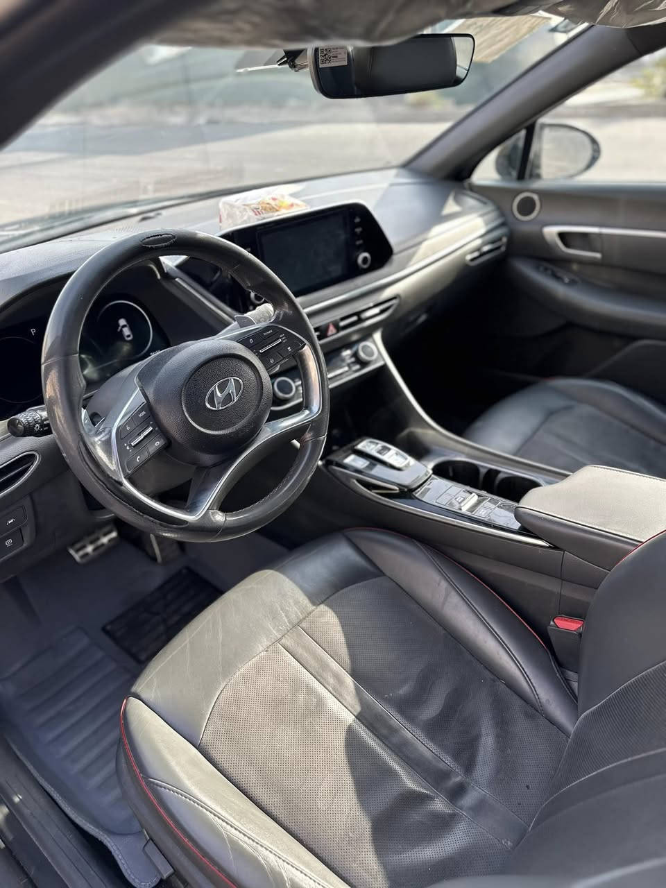 سوناته موديل 20 وارد امريكي بيهه جاملغ وبنيد سياره فول ماعده البنرامه ترهم مراوس بكان بغداد ***********
