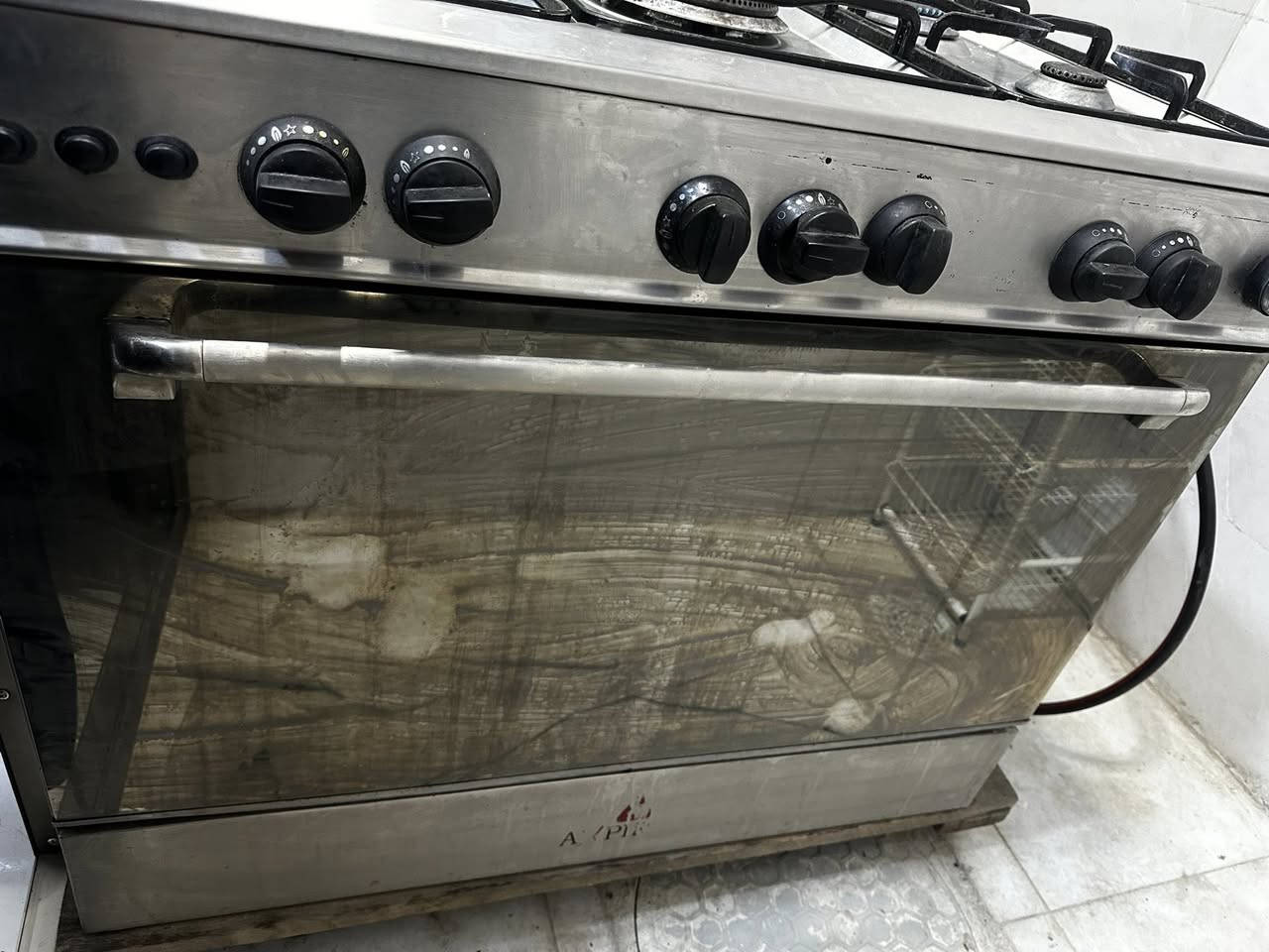 طباخ ٥ عيون لبيع نظيف جدا شغال وفرن بعده مامستخدم اصلن سعر ١٥٠ وبي مجال عنواني بغداد


**إذا كنت صاحب هذا الإعلان وتريد حذفه لأي سبب، رجاءا أرسل رسالة إلى الدعم الفني**