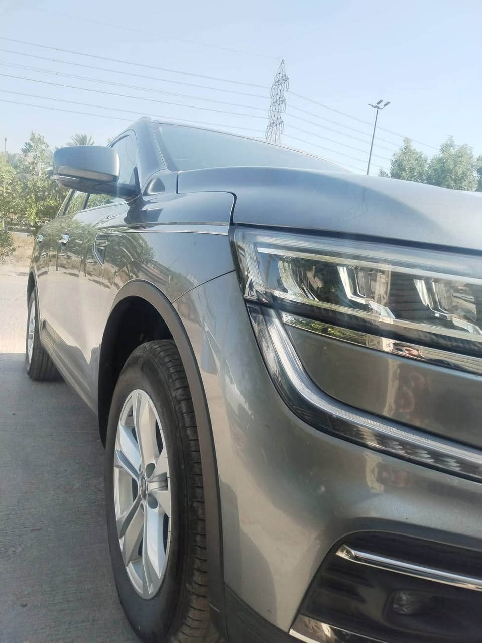موديل ٢٠٢٣ نص مواصفات
حرة 

مكفولة  كلين تايتل (فقط طخه خفيفه بالدعامية)

ماشية ٨٥ الف

شاشة تدعم كار بلي و واندرويد

حساسات خلفيه مع كامرة خلفية

السعر ١٥٥ فقط 

التواصل ع الرقم 

***********

