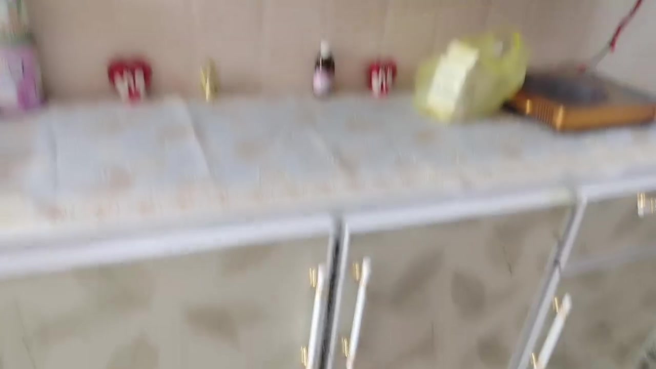 سلام عليكم عيني كامنتر للبيع سعره 400وبي مجال لطيبين هذه رقم ***********
