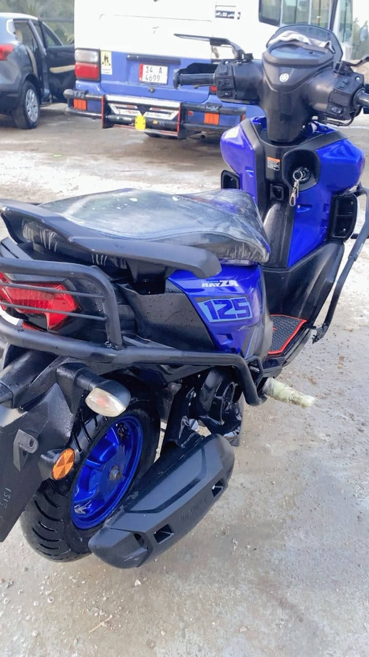 دراجه zrللبيع مديل ٢٣تقراء٢٤ماشيه٢٠٠٠دراجه كامله من كلشي اوراقها شماليه العنوان السماوه للاستفسار عله الرقم ***********الدراجه مالت جنايه مو بياع شره
