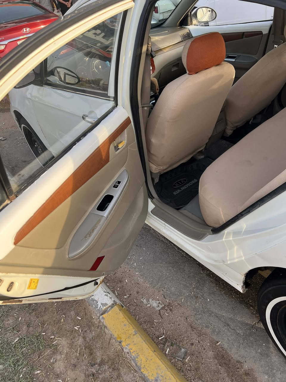 سلام عليكم ليفان 620 مديل 13 مكينه وحداديه جدد تبريد شغال رقم نكليزي   السعر45وبيه مجال 0772 688 8297 بيه وتساب العنوان الناصريه شطره
