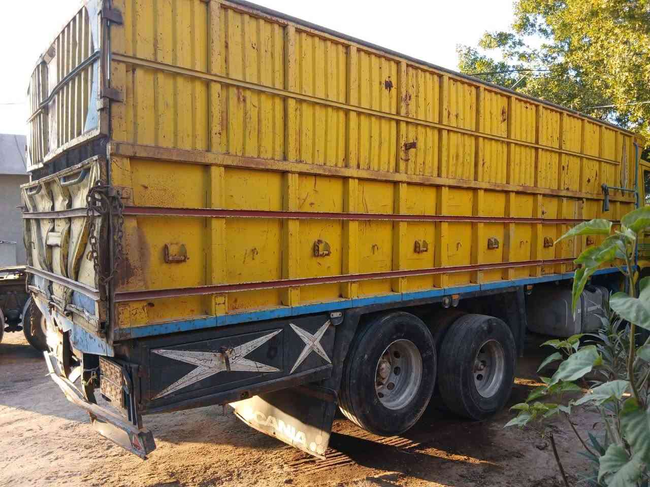 سلام عليكم بدي البيع نضيف مال سكانيه رقم الهاتف ***********،، ***********
