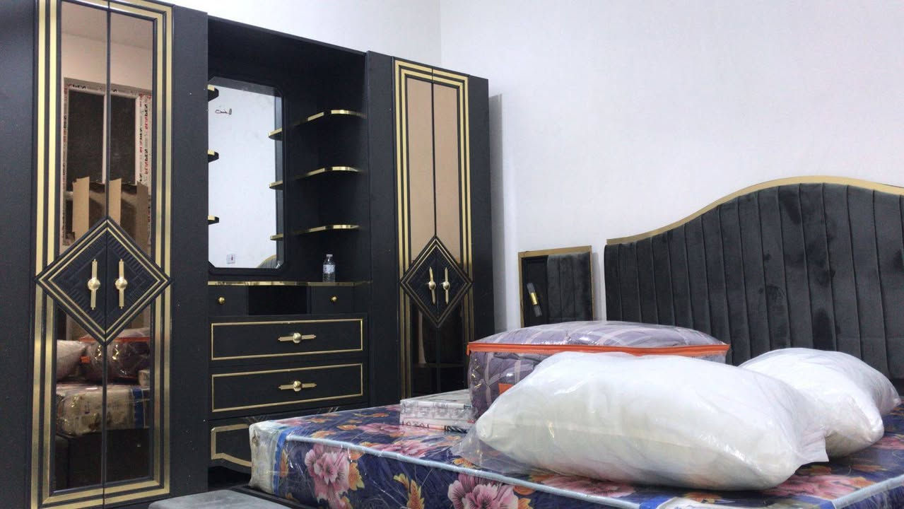 سلام وعليكم
يوجد غرفه اخشاب تركيه مستخدمه ٨ أشهر فقط بس جديده للبيع سعر مليون و100 (يوجد فيها فطر صغير في صفحه الجربايه موضح ب صوره)
مكان في الرمادي
للاستفسار الاتصال على ***********
