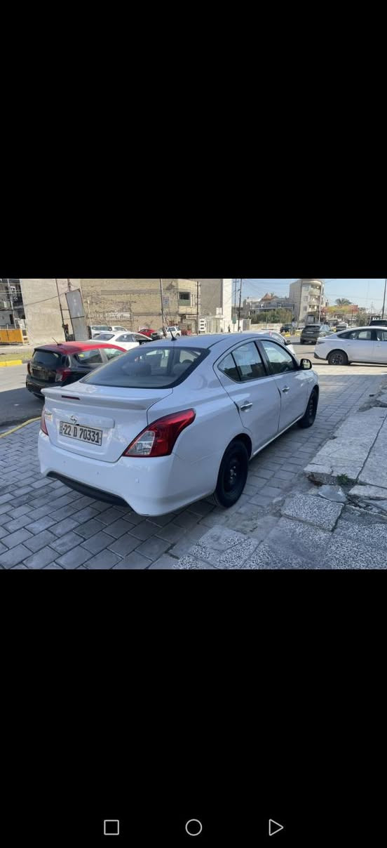 السلام عليكم للبيع نيسان سني هندي 
موديل 22
ماشيه 85
مكفوله من الضربه والصبغ بيه ملاحضات بسيطه مأشر  عليهن بارد 
السعر 115 بيه مجال 
رقم صاحب السياره ***********
