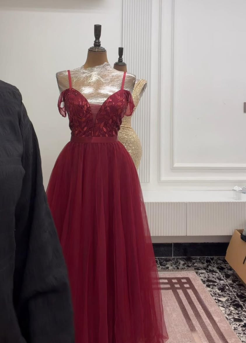 هلو بنات طلبت هذا الفستان قبل سبوع وطلع حيل جبير موقياسي وابدا ما لبسته ولا كدرته عليه لان وزني ٤٨ عبالي يلبسني بعدة جديد  والله حيل حيل ثكيل بالحقيقة جنه بدلة عرس  واريدة ب٣٠


**إذا كنت صاحب هذا الإعلان وتريد حذفه لأي سبب، رجاءا أرسل رسالة إلى الدعم الفني**