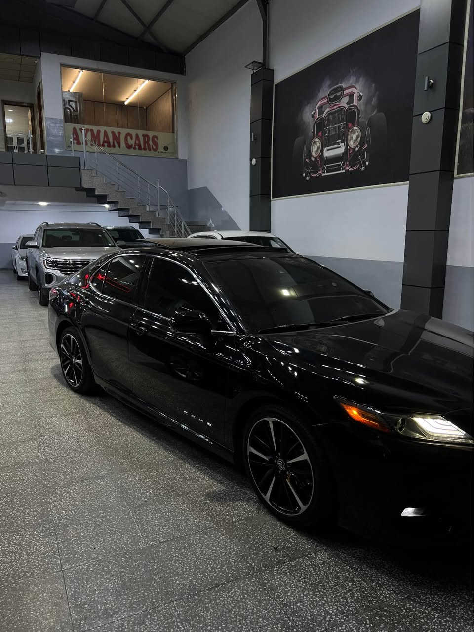 كامري Xse فول فول 
ماكينه 2.5 لتر v4 
موديل 2018 
ره نگ ره ش
داتاشو
بينج كاميره 
سه ماعه jbl 
بانوراما 
كوشن كاره باهي 
كوشن هيتر 
كه له ك مواسفاتين دي تيدانه 
سوبخ دوو قتعه و قتعه ك به غه 
به س بي داخلي و به رشوت 
زمارا ته له فوني *********** دهوك, العراق
