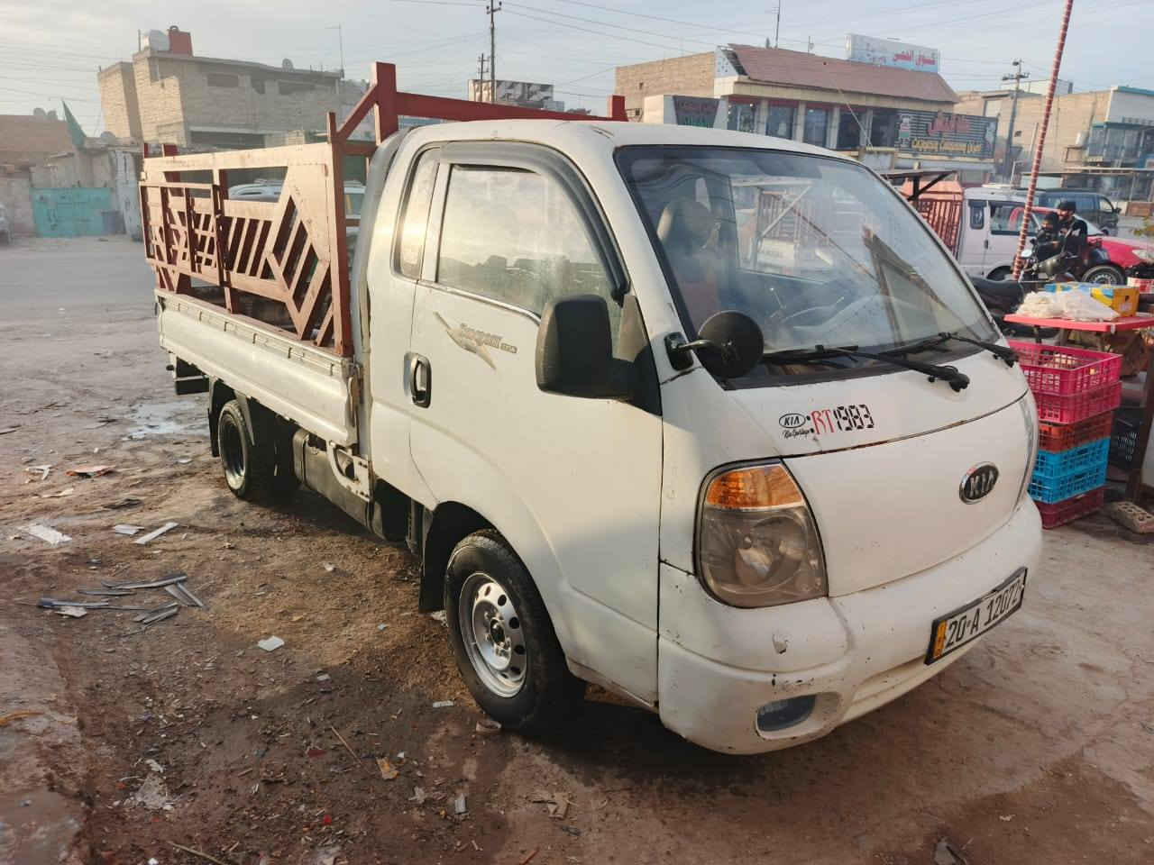 سلام عليكم سياره البيع كيه مسكر
مديل ٢٠٠٦
مكنيه  جديده مسكر لا تنقيص ولا بخار 
السياره جاهز وحلوه مابيه نقص خير من الله
رقم ديالى نكليزي جديد بسمنه
المكان بغداد المعامل
السعر ٧٥ وبيه مجال
رقم التليفون ***********
