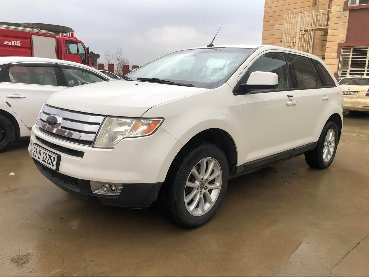 سلام علیکم 
فۆرد ادج ٢٠١٠ بۆ فرۆشتن 
مواسەفات SEL
سەنەوی و رەقەمی تازەیە تا ٢٠٢٨
بە کلین داخل بوە لێرە یەک پارچەی بوە بە بۆیاخ 
بێ ئێرباگ بێ ناو گرتن 
گێڕ و مەکینە و تحویل و غرامە بە شەرت
سەیارەکە زۆر مەزبوتە کامل پێشی تازە داگیراوە چرکەی تیا نیە
ماڵی دۆستە
نرخی ٩٥ گەڵ و مجالێکی برایانە
*********** 
لە سلێمانی السليمانية, العراق
