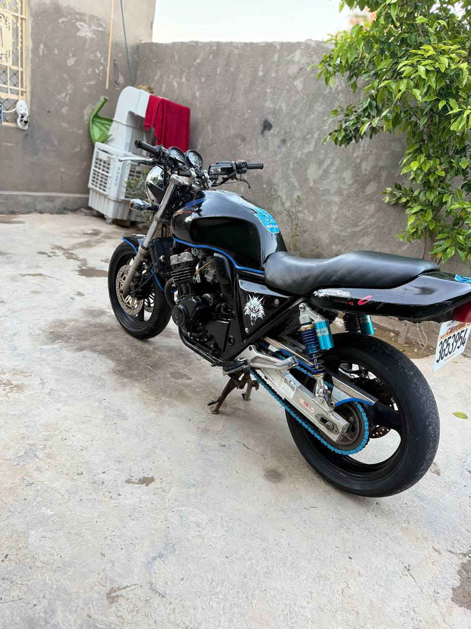 السلام عليكم اخوتي ///مكلف بالنشر مكلف بالنشر ///
دراجه سبي فور 400 اسود لابوبي  وشرط اترايك بالبصره  جيل اول 16ولف

  وراق أصولي ومدفوع تكمرك ترقيم شرط دراجه مكفوله كفاله عامه

 اول وثاني وثالث  بطناش 

 مكينه وكير كفاله دراجه بلاديه كله برغي مابيه نقص نضافته  كدامك صورة كهرباياته كله شغاله لايت بك لايت اشاير  دشبول كله شغال  صالنصه رياضي صوت رعيد  فصله نار 

 تايرات جدد التانكي زلال عليهة ادامه كامله بلكات انجيكي ماي زيتي دهن موتل 

معدل ١٨٠ شرط  نكره بكل وقت مكان دراجه بابل 

السعر 1550 لان صاحبها كلش متوازي علئ بيعتها 

وبيهة مجال بسيط جدا  ذا شراي 

مكاني بابل 

***********
