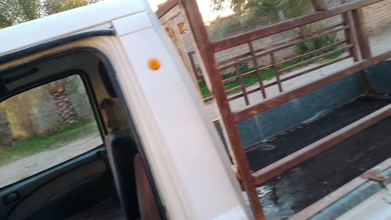 السلام عليكم هيفاء 2007 جير ومحرك وصدر ونظافه فول كهربائيات شغاله كلها على الوضع الشركه العنوان سامراء العباسيه السعر المطلوب 23 ورقه وياها مجال بسيط***********
