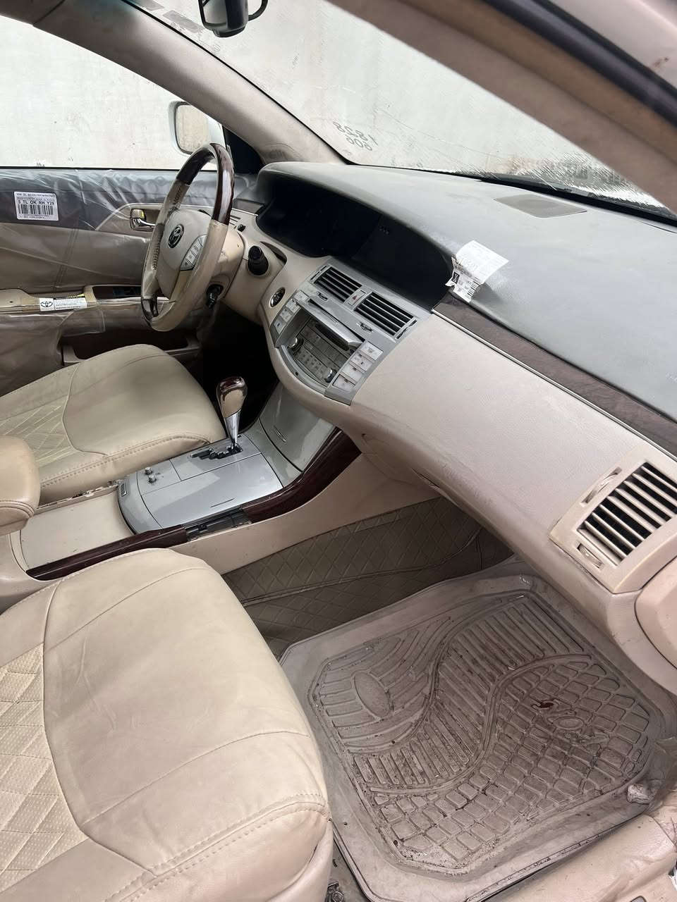 سلام وعليكم افلون 2008 خليجي فول مواصفات سنوية لل2029 شرط التحويل صدر جديد تايرات جدد ادامة جديدة محرك شرط كير منتهي كايم سياره بيها حزام مابيها دواخل مكان كركوك سعر 98 
***********
