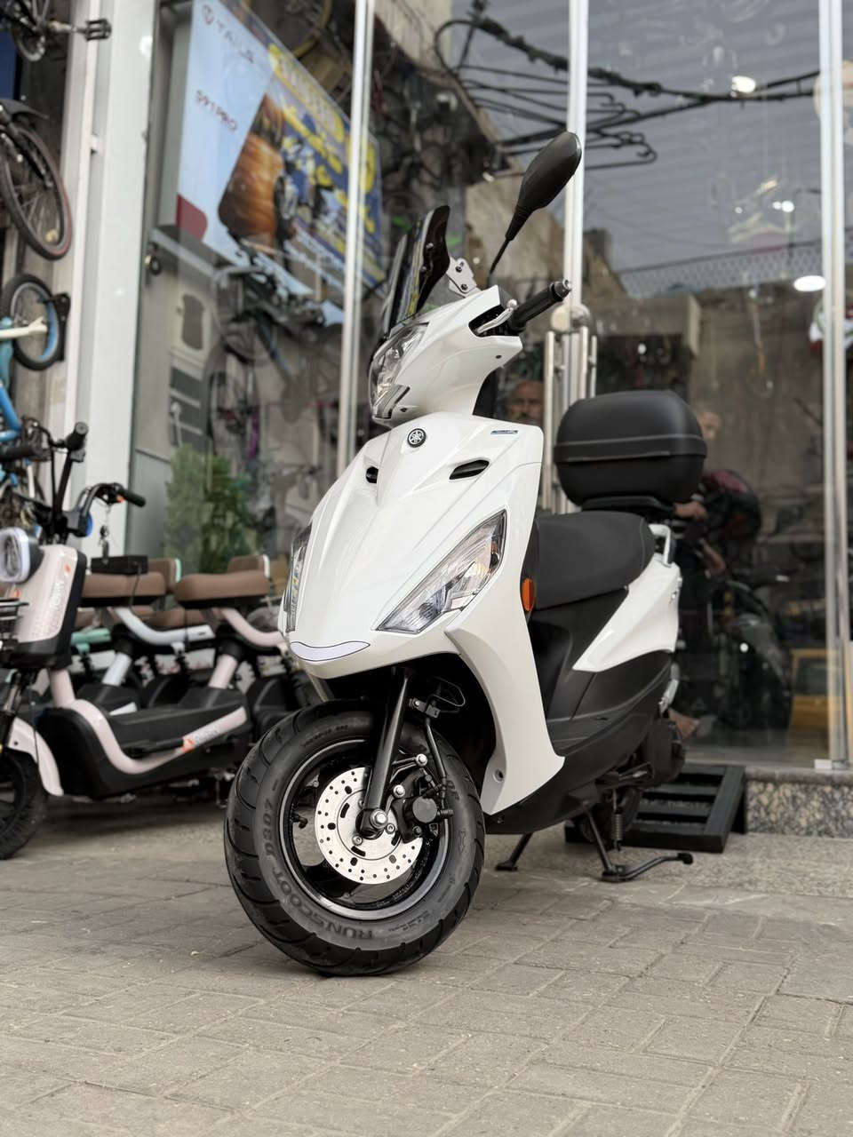 السلام عليكم 🙋 (دراجة مرقمه بغداد)🔥جوهره💎

___________________________
للبيع (ياماها. اكزز.Z .حديث)  ياباني
--------------------------------------
         (جوهره💎مميزه+مختلفة)🛵🔥
___________________________
                               YAMAHA AXiZ.(Z) (XC125)       
*(الدراجه رنبة.ماشيه(: 4,000:)يعني  زيروا.ماشيه كلش قليل 

 ~~~~~2
نظام الاستهلاك الوقود ايكوECO (يعني.تنسه.البانزين)
كلوب لد زنون اصلي شرط نهاري 
(جنطه خلفيه) 
(جامه طويله )
(استان.جانبي. كهربائي)
____________________
نضافه كشر ومكينه 100‎%‎
الدراجه مفوله
   لعابه  وبلخير علياخذها( والوحيده شرط في العالم )
مميزه 
الدراجه كامله حته من البانزين والدهن يعني متعب نفسك
مرقمه وكامله وطالعه لوحتها ثاني يوم تحول بسمك 
--------  
حبايب بنسبه للسعر  اعتذر ماكدر اذكره 
تتصل واني خادم الك 
 وتعرفون شكد اسعارهن الحديث  اذا هيج نضافه وبدون رقم ومتلكون هلنضافه  نهائيان 
___ 
لاستفسار (***********)
--------
📍العنوان  :   العراق/بغداد____________________ {ساحه_الوثبه_وسط_سوق_الصدريه }
