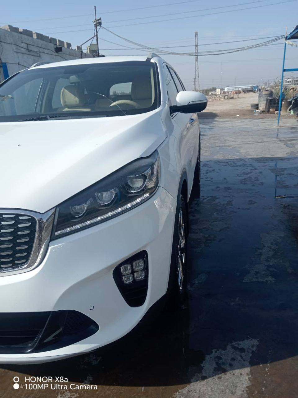 سياره كيه سورنتو وراد خليجي لون بيض مديل 2019 سياره مكفوله  كامرات وحساسات مكيتة 3500رقمه بغداد سياره مكفوله بيه صبغ جوه رقم عل كد شبر بلخلفي تفاصيل وسعره تصل على هاذه الرقم *********** مكان سياره ذي قار الشطره
