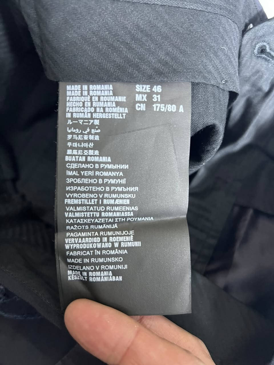 بنطرون قماش ماركة PRADA وكاله
جديد باليبل
قياس 31
حجز خاص
تابع كل ماهو جديد ومميز ونادر
توصيل موجود 🚚


**إذا كنت صاحب هذا الإعلان وتريد حذفه لأي سبب، رجاءا أرسل رسالة إلى الدعم الفني**