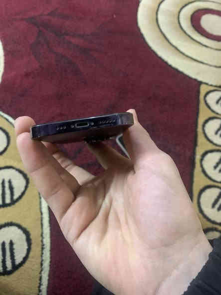 السلام عليكم أيفون 14برو فقط ذ256 بطارية 86 جهاز وتر بروف شرق اوسط كلشي ممبدل بي جهاز نضيف عل فحص السعر 650 مكان بغداد الشعلة ***********

